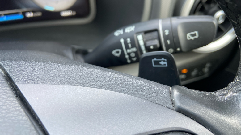 Hyundai KONA 100kW Premium 39kWh 5dr Auto Electric Hatchback